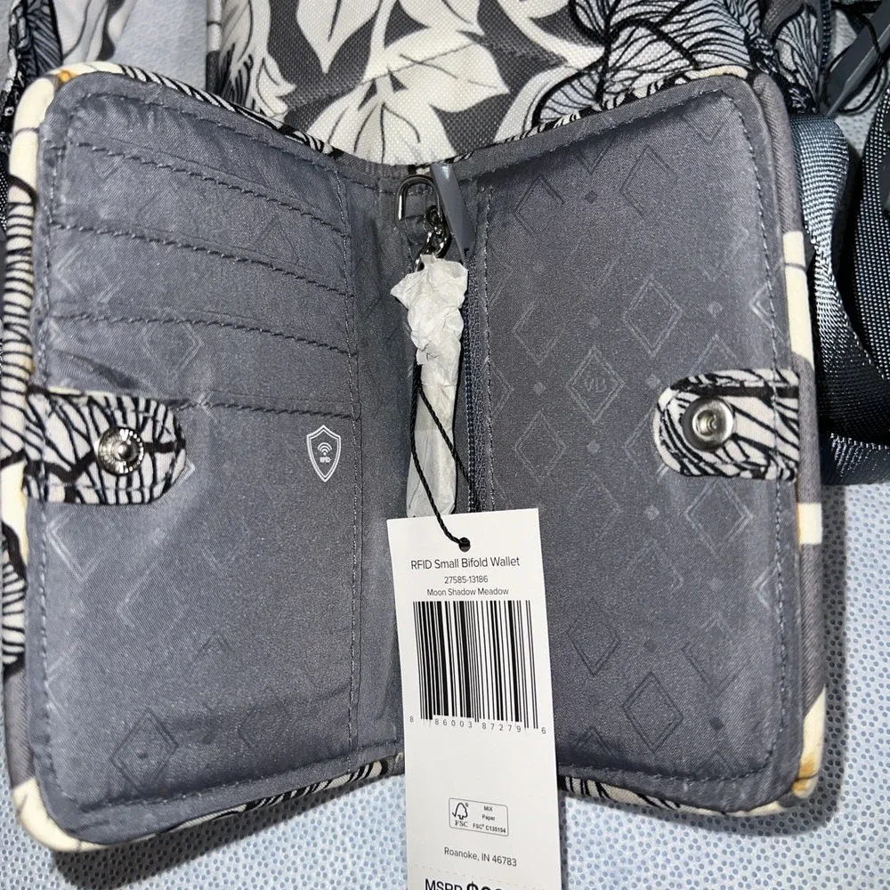 Vera Bradley LightenUp Essential Compact Mini Sling/WalletGray White Moon Shadow